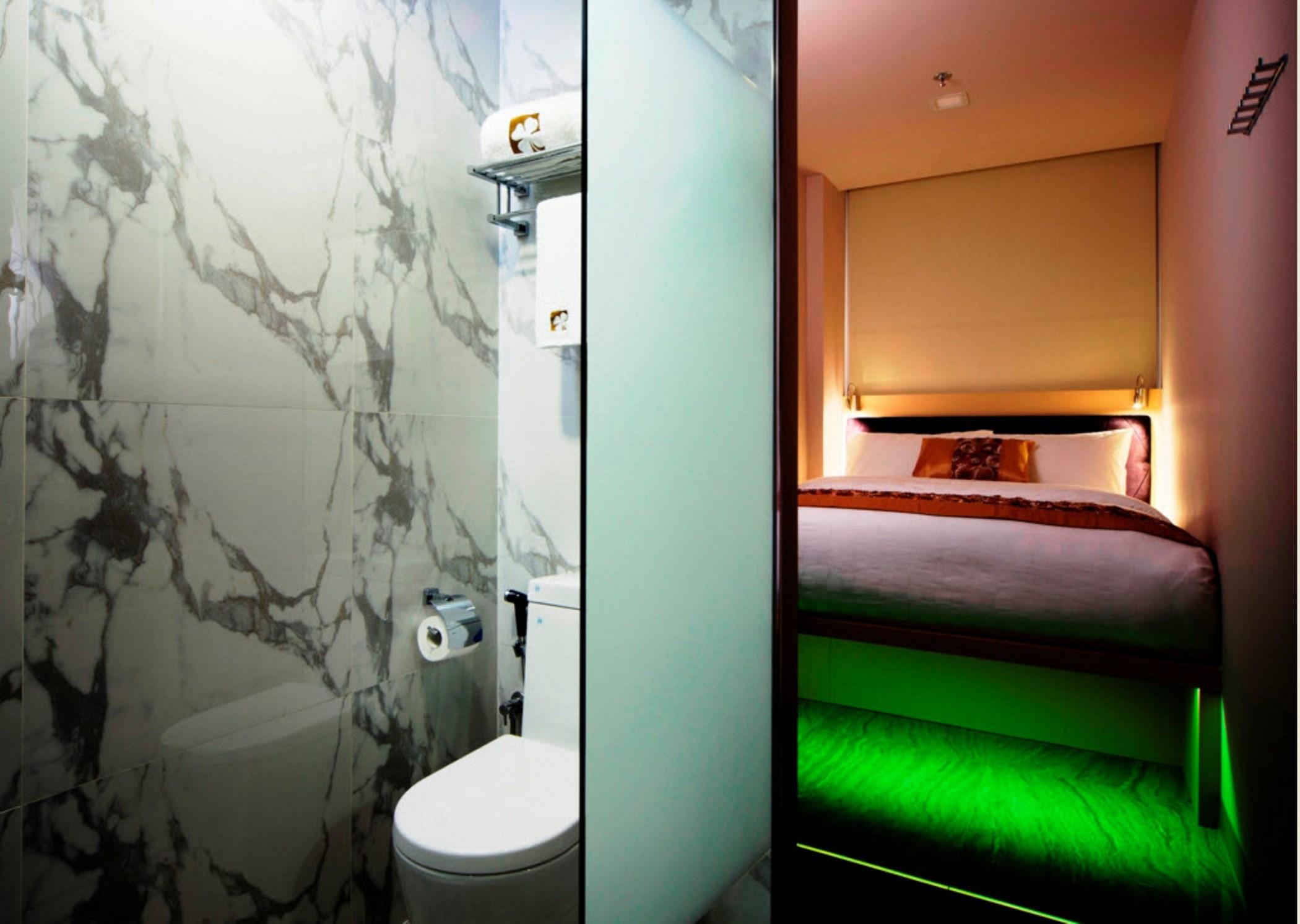 Clover 7 Singapore